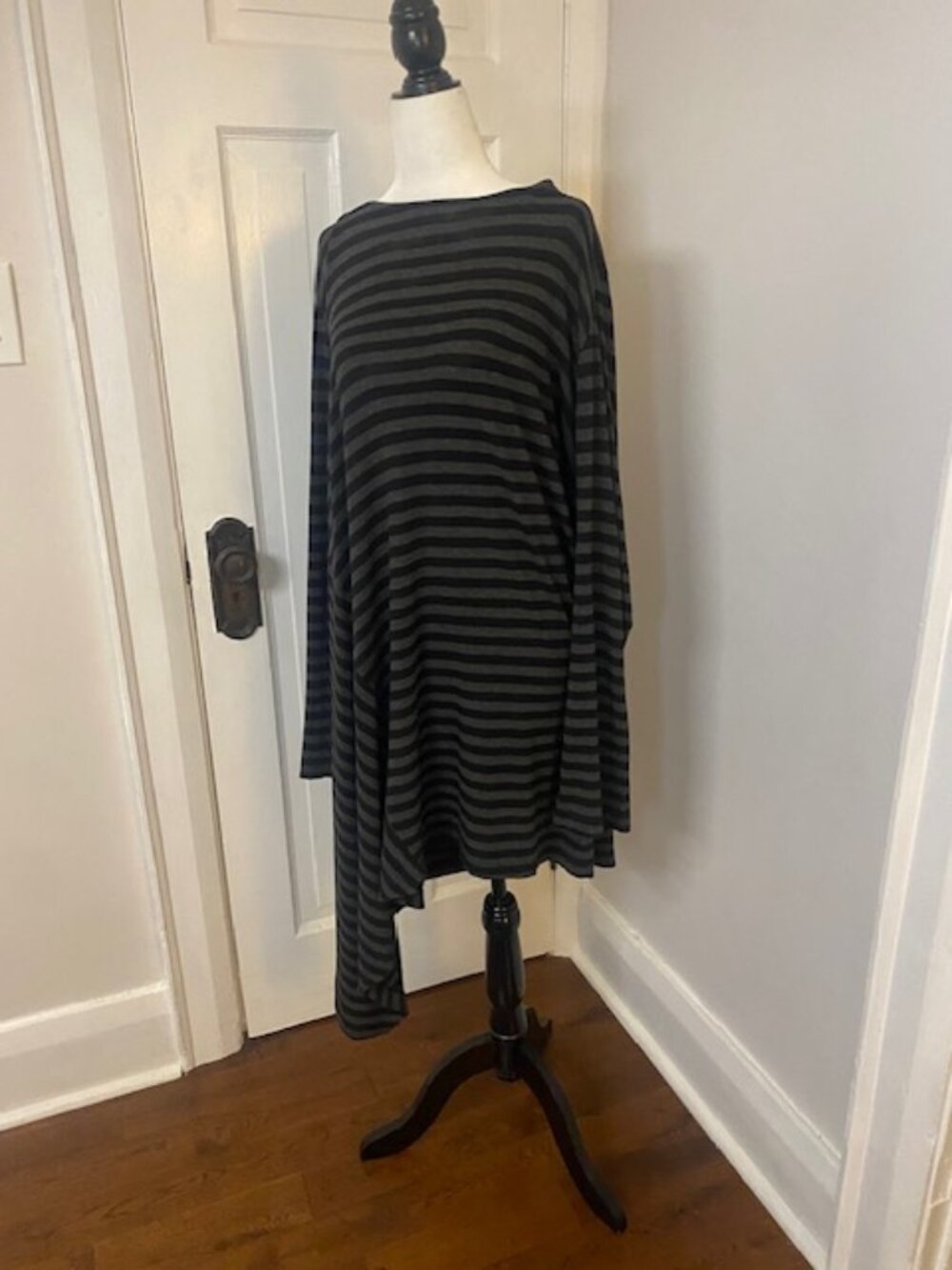Bryn Walker Long Sleeve Asymmetric Tunic Top Stripped XL Black & Grey Lagenlook